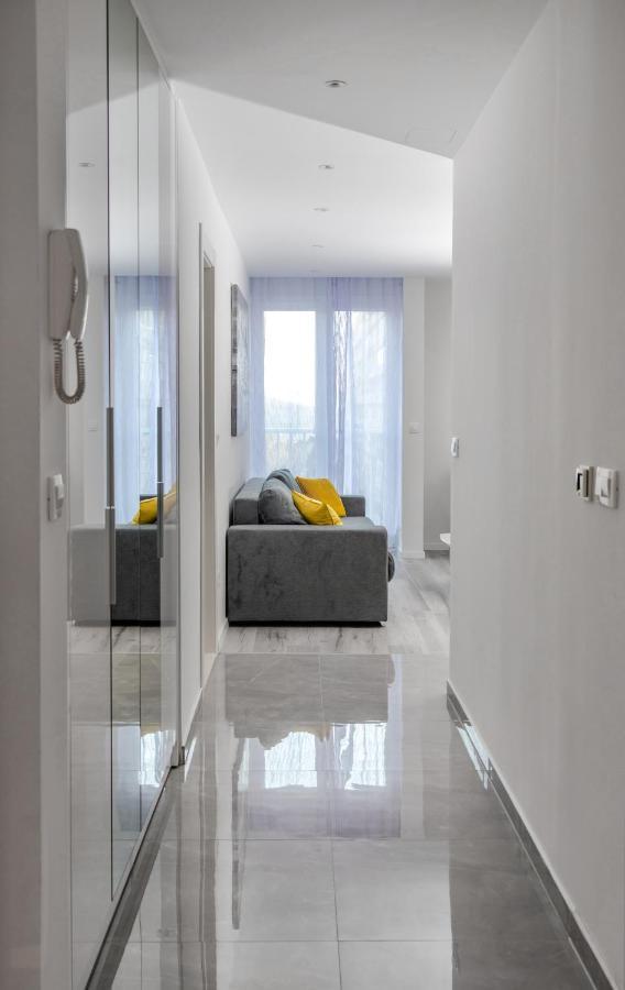 Luxury Apartment Sandra สปลิท ภายนอก รูปภาพ