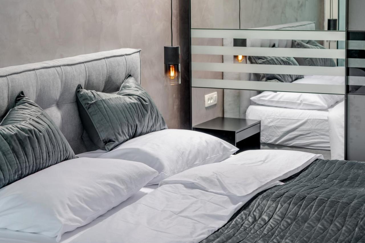 Luxury Apartment Sandra สปลิท ภายนอก รูปภาพ