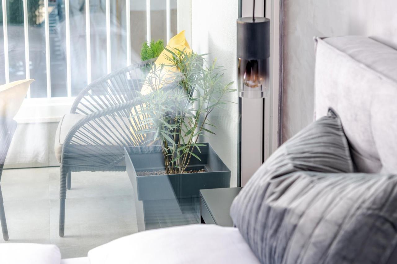 Luxury Apartment Sandra สปลิท ภายนอก รูปภาพ