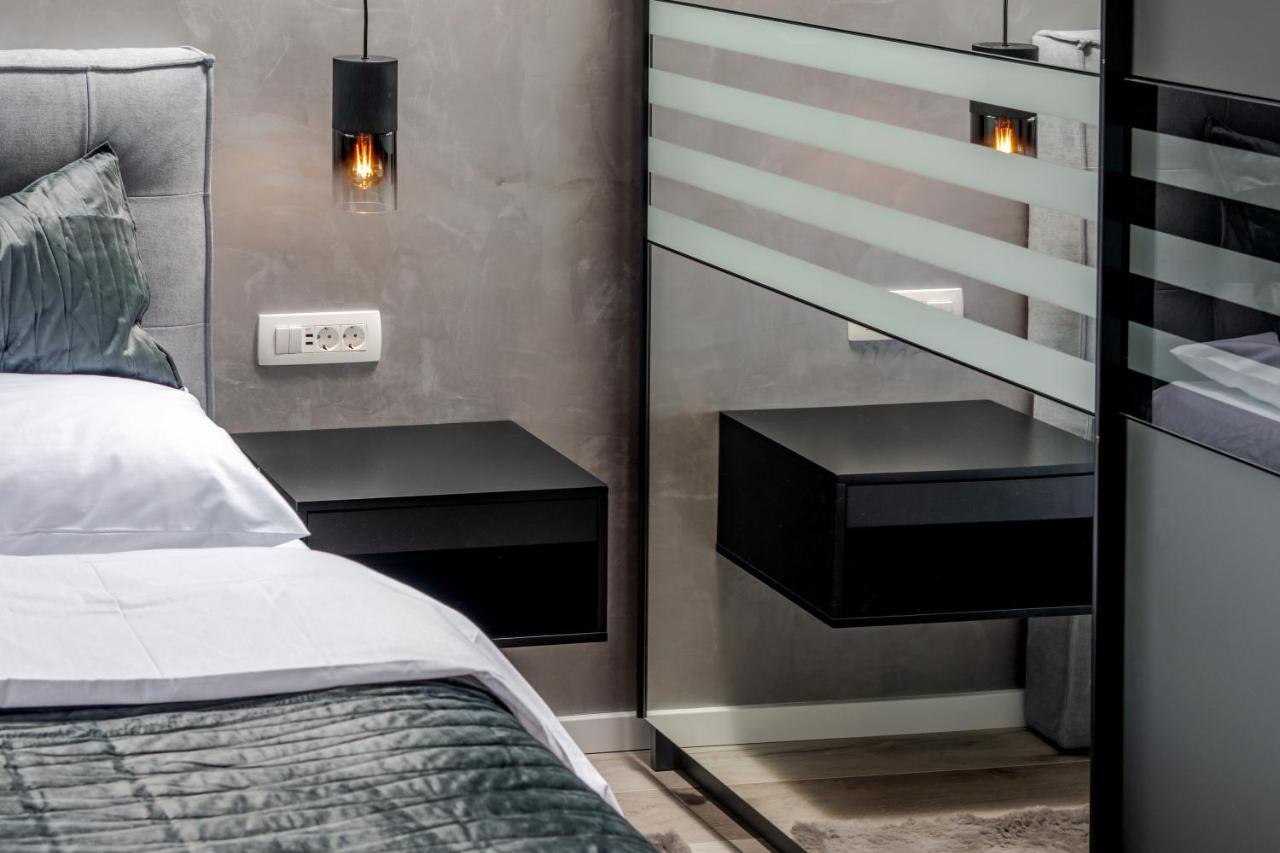 Luxury Apartment Sandra สปลิท ภายนอก รูปภาพ